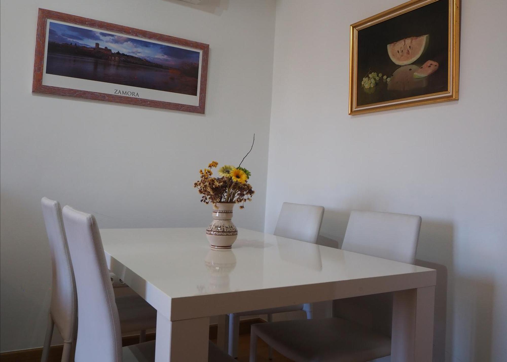 Apartamentos La Muralla 萨莫拉 外观 照片