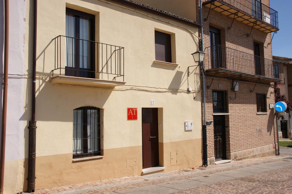 Apartamentos La Muralla 萨莫拉 外观 照片