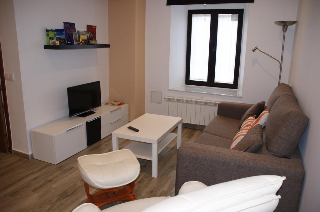 Apartamentos La Muralla 萨莫拉 外观 照片